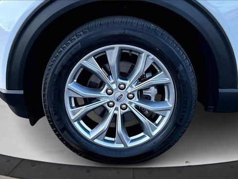 Used 2023 Ford Explorer Limited image 33
