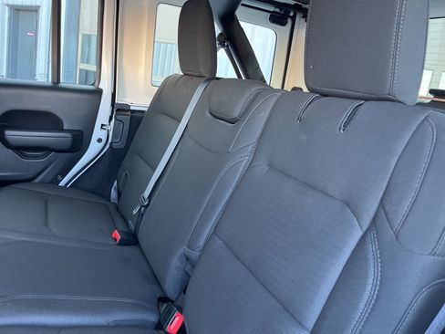 Used 2023 Jeep Wrangler Willys image 42