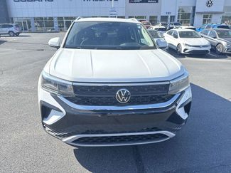 New 2024 Volkswagen Taos SE video 2