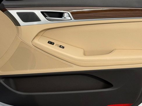 Used 2018 Genesis G80 3.8 image 28