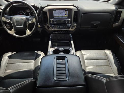 Used 2018 GMC Sierra 1500 Denali w/ Denali Ultimate Package AWD/4WD image 16