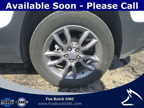 Used 2023 GMC Terrain SLT w/ LPO, Floor Liner Package image 15