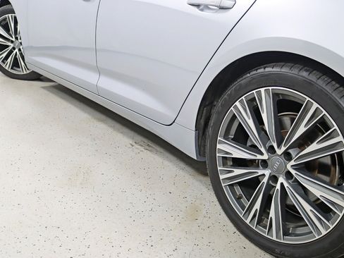 Used 2020 Audi A6 2.0T Premium Plus AWD/4WD image 12