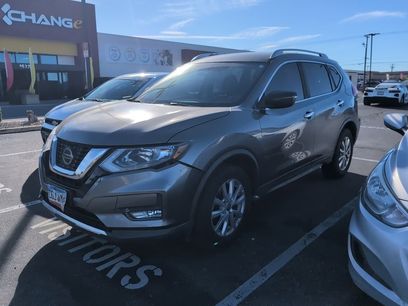 Used 2018 Nissan Rogue SV