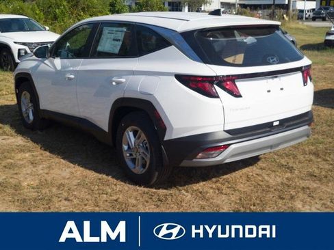 New 2026 Hyundai Tucson SE image 8