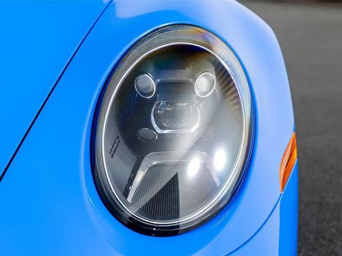 Used 2022 Porsche 911 Carrera image 24