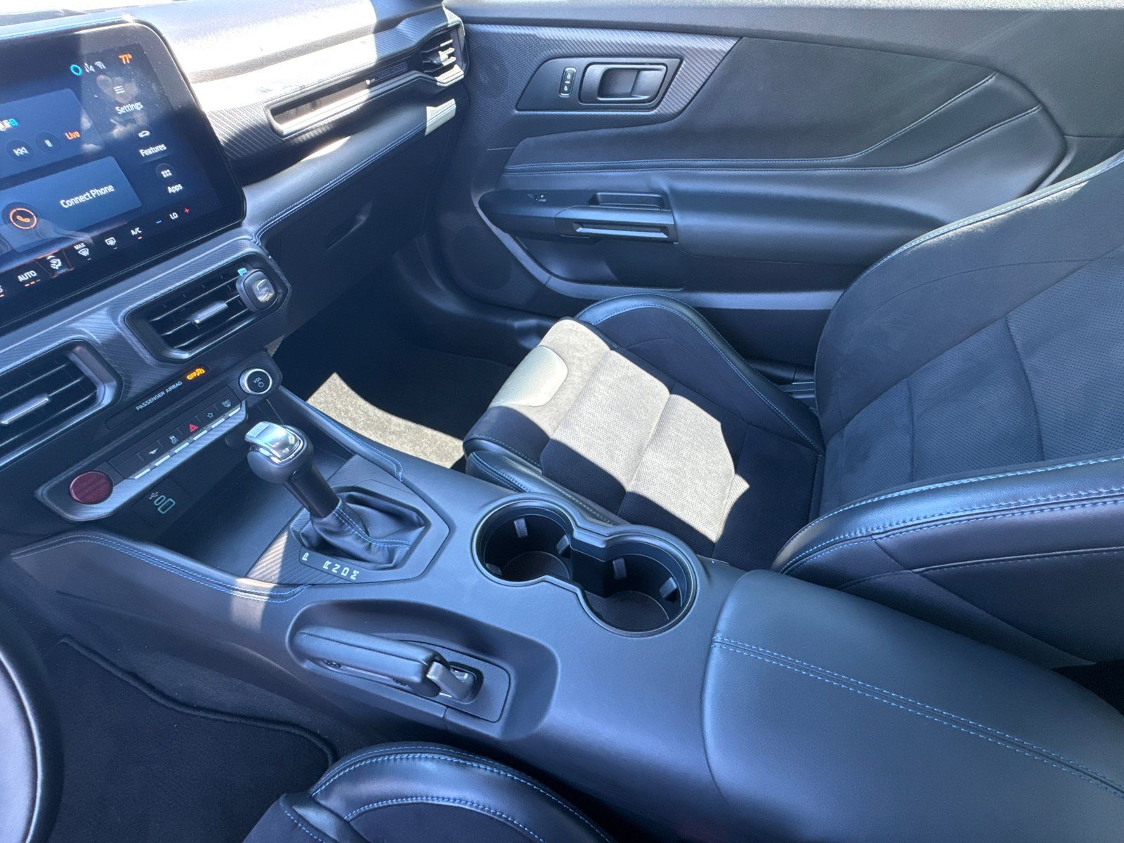 Used 2025 Ford Mustang Dark Horse RWD image 25