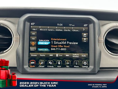 Used 2021 Jeep Gladiator Overland image 22