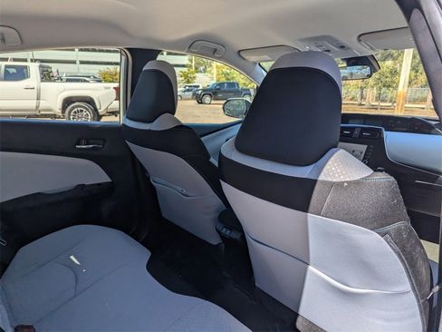 Certified 2020 Toyota Prius LE image 16