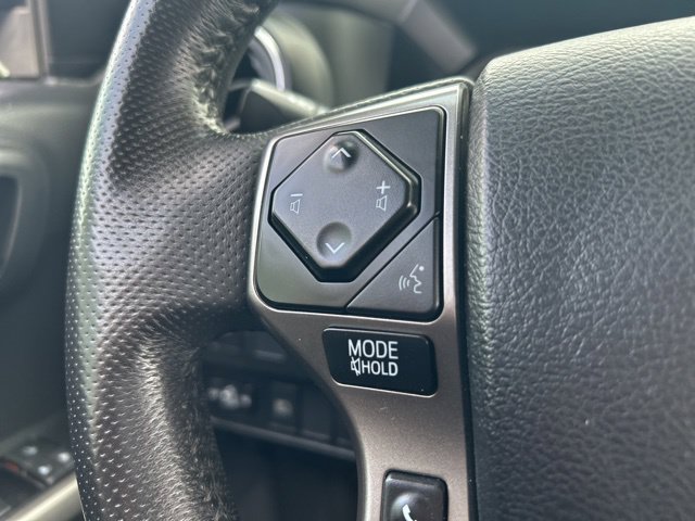 Used 2022 Toyota Tacoma SR5 RWD image 19
