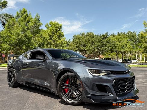 Used 2019 Chevrolet Camaro ZL1 RWD image 64