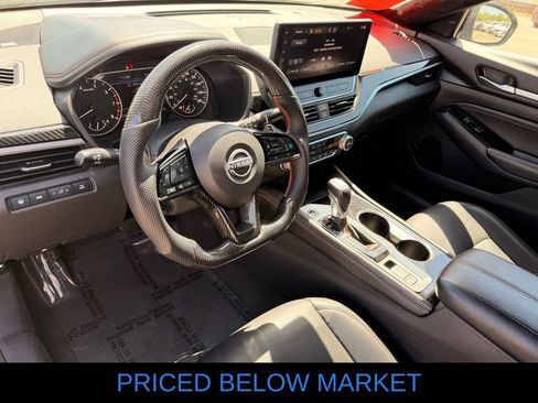 Used 2023 Nissan Altima 2.0 SR FWD image 7