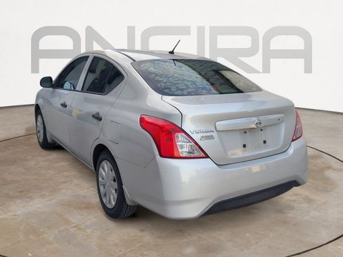 Used 2015 Nissan Versa S image 4