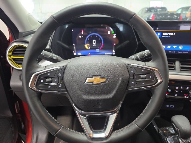 Used 2024 Chevrolet Trax LT w/ Driver Confidence Package FWD image 14