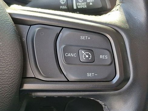 Used 2021 Jeep Gladiator Sport AWD/4WD image 16