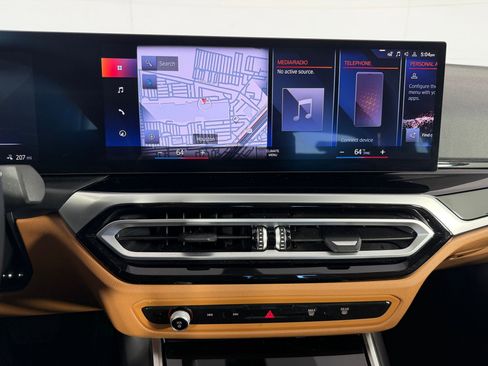 Used 2023 BMW i4 eDrive40 image 25