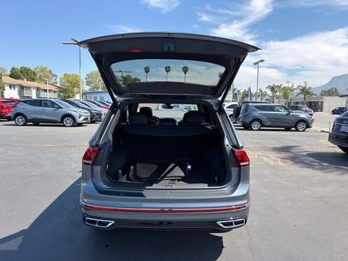 Used 2022 Volkswagen Tiguan SEL R-Line image 14