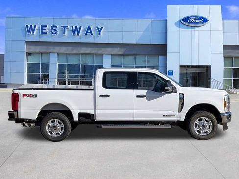 New 2026 Ford F250 XLT w/ FX4 Off-Road Package AWD/4WD image 39