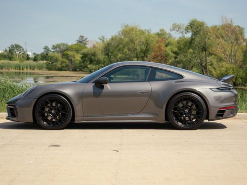 Used 2024 Porsche 911 Carrera 4S AWD/4WD image 5