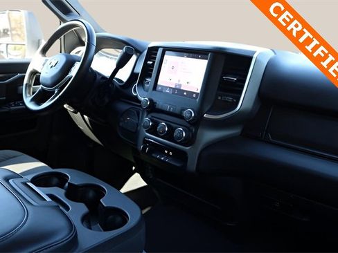 Used 2024 RAM 3500 Big Horn image 18