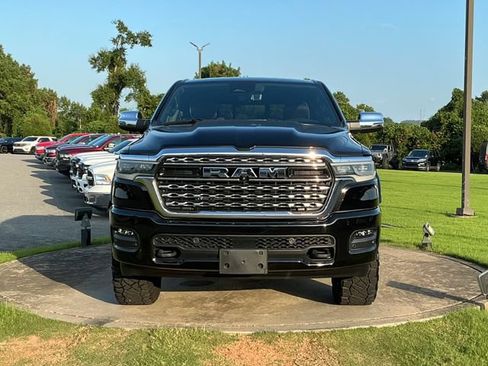 Used 2025 RAM 1500 Limited AWD/4WD image 10