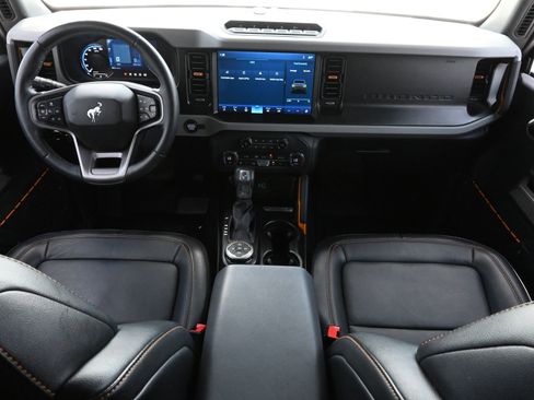 Used 2023 Ford Bronco Badlands AWD/4WD image 5
