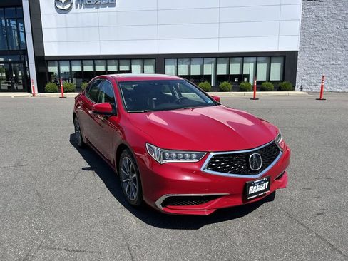 Used 2018 Acura TLX w/ Technology Package FWD image 2