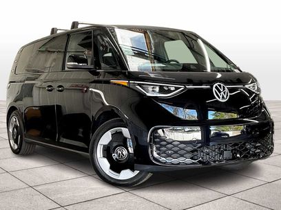 New 2025 Volkswagen ID. Buzz Pro S