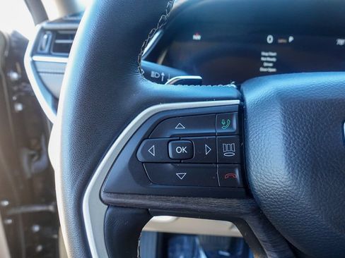 Used 2022 Jeep Grand Cherokee Limited AWD/4WD image 20