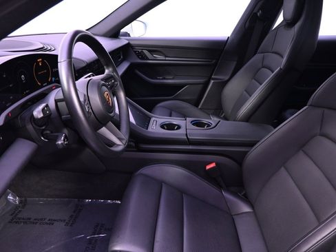 Used 2021 Porsche Taycan 4S w/ Premium Package image 13