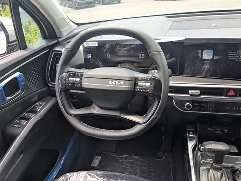 New 2026 Kia Sorento S FWD image 16