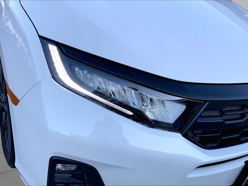 Used 2025 Honda Odyssey Sport-L image 28
