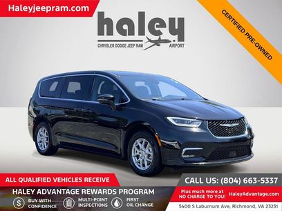 Certified 2025 Chrysler Pacifica Select