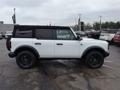 Used 2024 Ford Bronco Black Diamond image 2