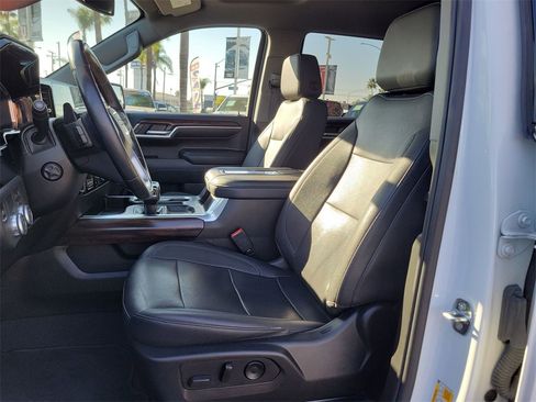 Certified 2022 GMC Sierra 1500 SLT w/ SLT Premium Plus Package image 18