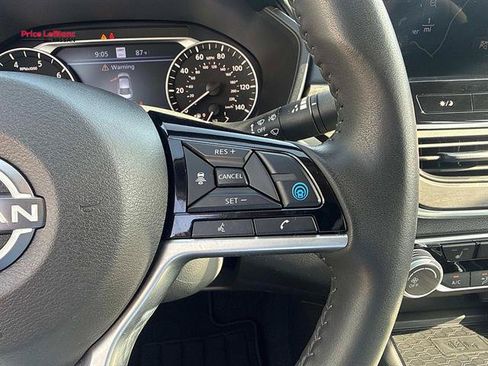 Used 2024 Nissan Altima 2.5 SV w/ SV Premium Package AWD/4WD image 22