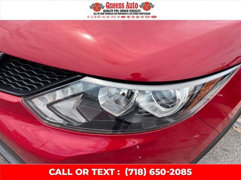 Used 2017 Nissan Rogue Sport S w/ S Appearance Package AWD/4WD image 29