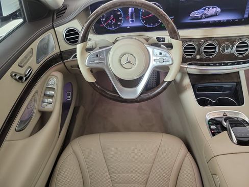 Used 2020 Mercedes-Benz S 560 Sedan image 11