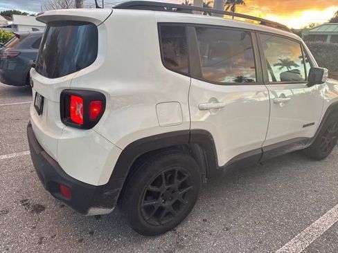 Used 2019 Jeep Renegade Altitude w/ Quick Order Package 2XM image 4