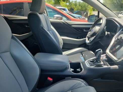 Used 2020 Subaru Outback Limited AWD/4WD image 10