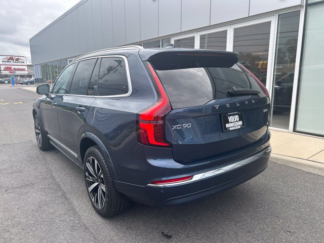 Certified 2025 Volvo XC90 B5 Core AWD/4WD image 3