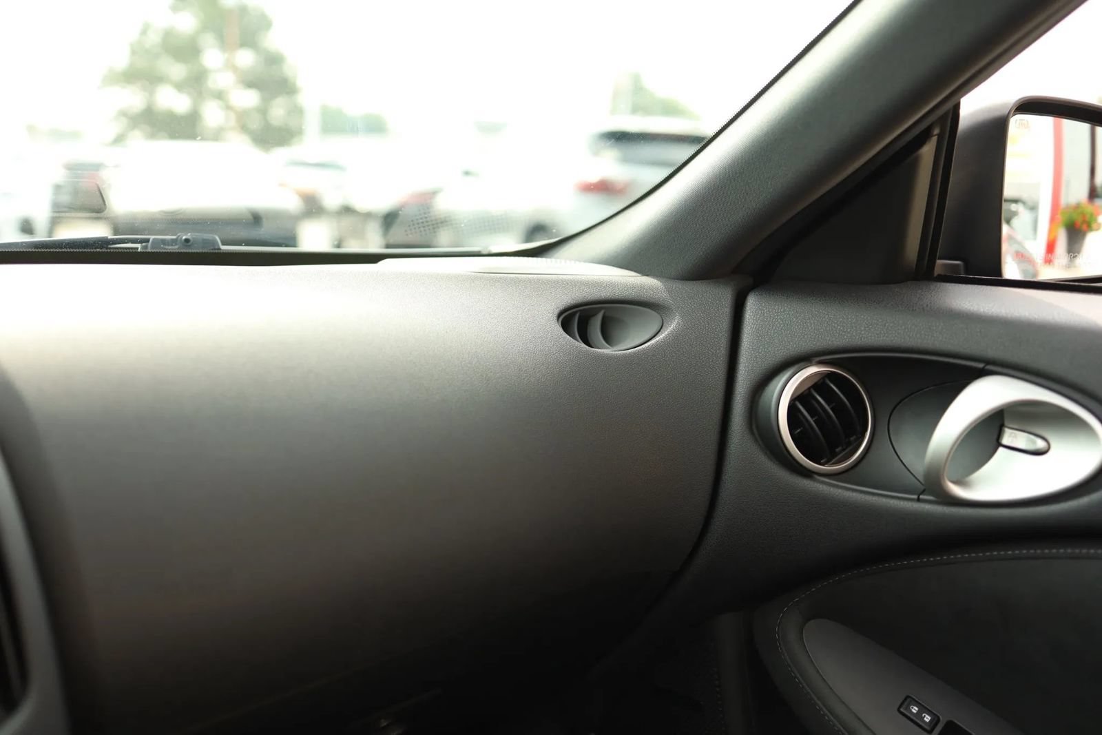 Used 2019 Nissan 370Z Touring RWD image 22