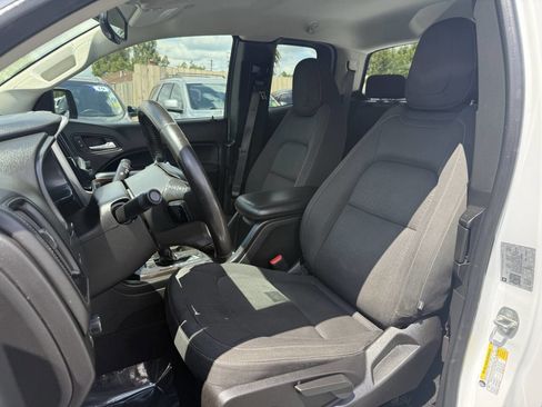 Used 2020 GMC Canyon SLE w/ Elevation Edition RWD image 12