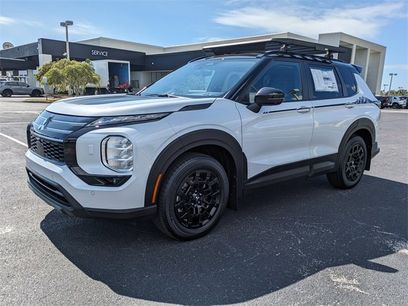 New 2025 Mitsubishi Outlander Trail Edition