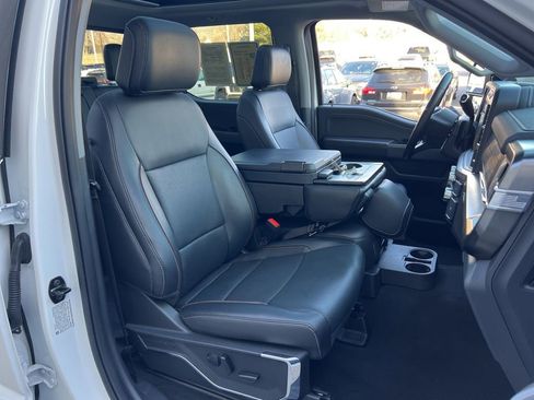 Used 2024 Ford F350 Lariat w/ Sport Appearance Package image 25