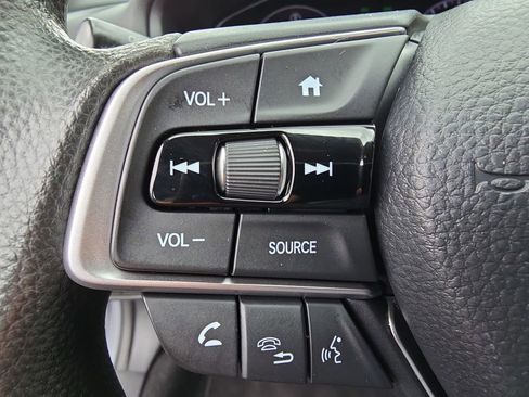 Used 2020 Honda Accord LX image 17