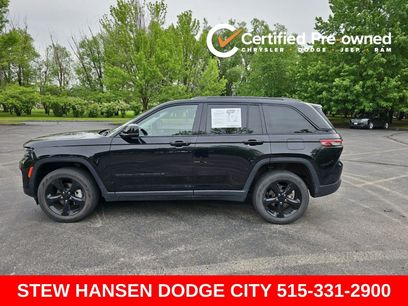Used 2023 Jeep Grand Cherokee Limited w/ Black Appearance Package