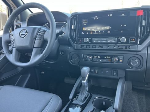 New 2026 Nissan Frontier SV w/ SV Convenience Package image 3