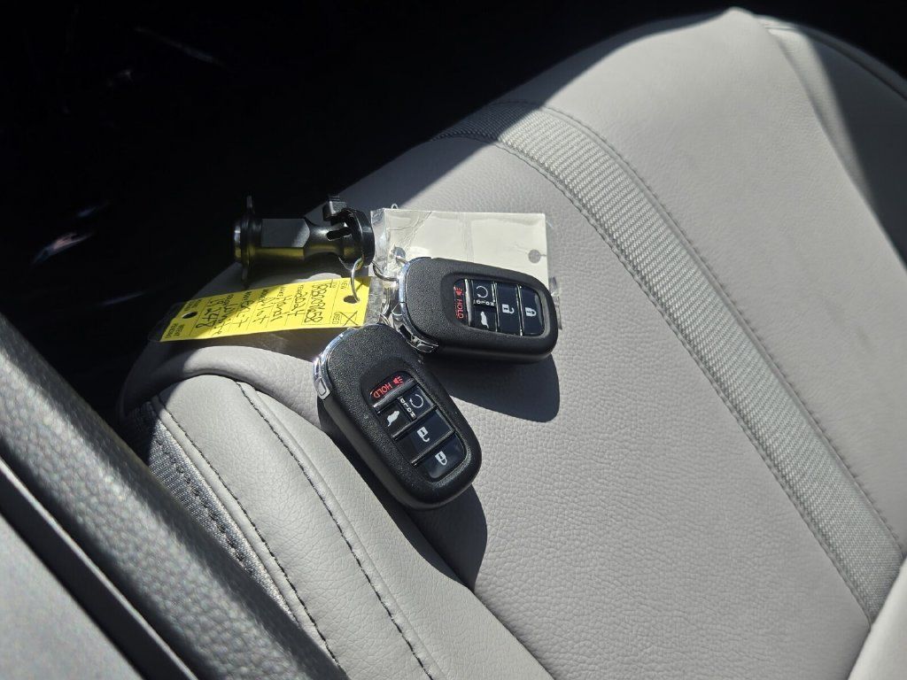 Used 2024 Honda Pilot EX-L image 18