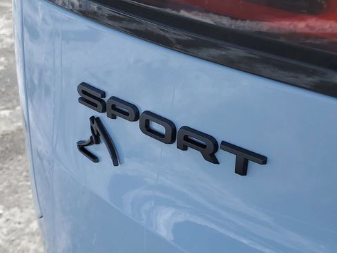 Used 2026 Land Rover Range Rover Sport SE AWD/4WD image 6